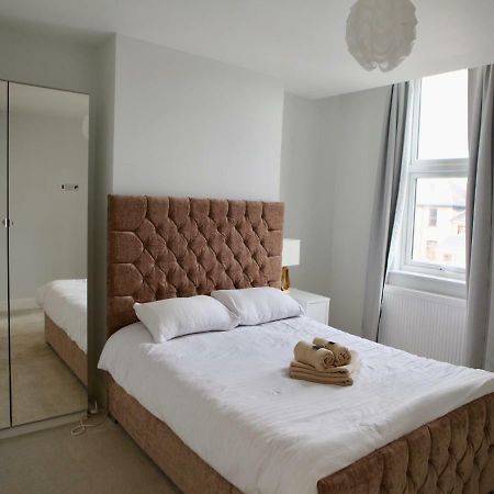 Cosy Room Near Westfield Stratford Лондон Екстер'єр фото