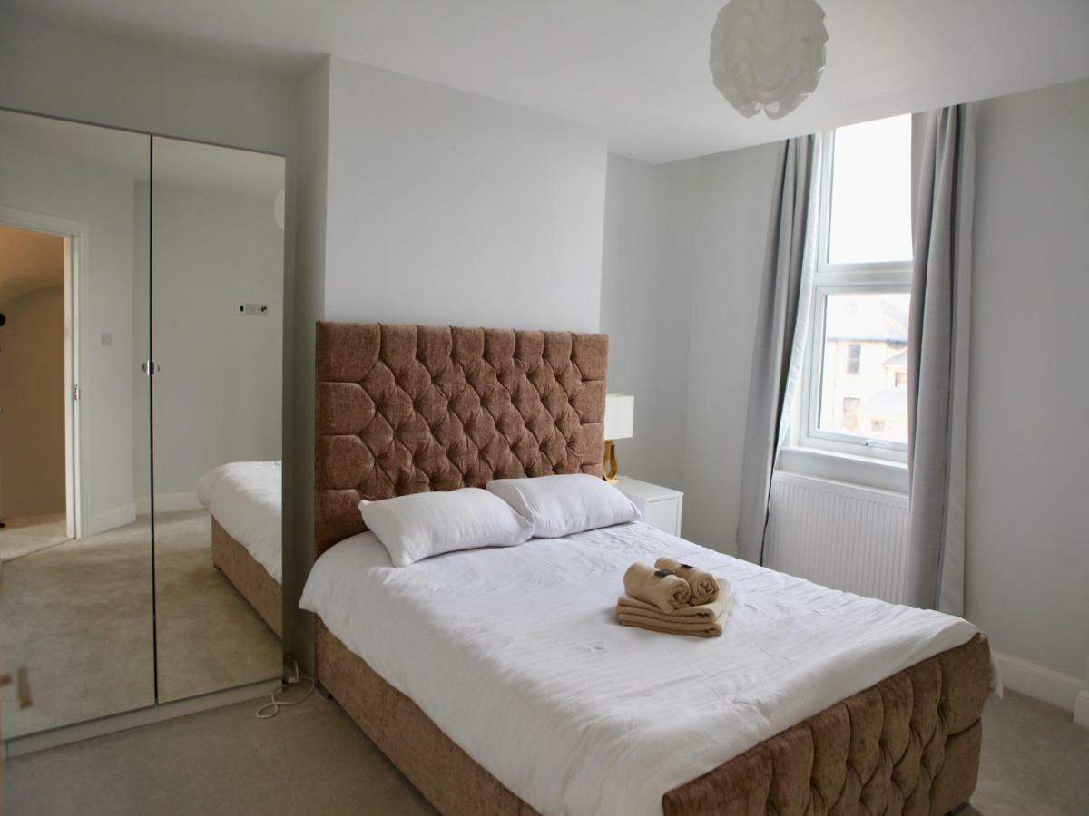 Cosy Room Near Westfield Stratford Лондон Екстер'єр фото